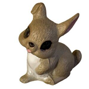 Bunny Rabbit Miniature Porcelain Figure Vintage M980 1.5 inch tall